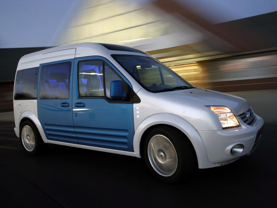  Ford Transit Connect Family One Concept 2009 года  (фото 18 из 39)